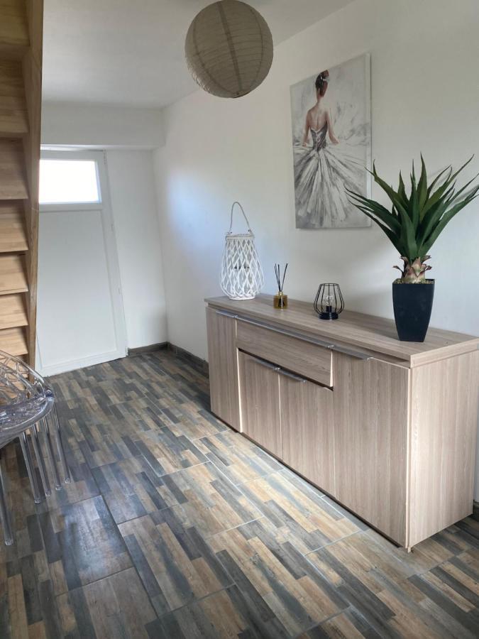 Appartement Contemporain Dange-Saint-Romain Εξωτερικό φωτογραφία
